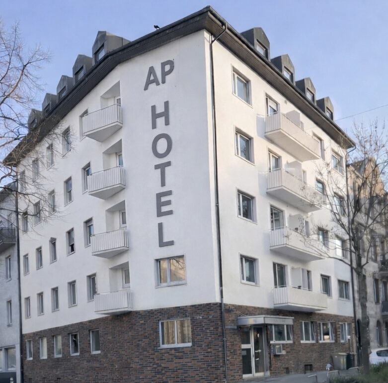 Standort Mannheim - Außengebäude in Weiß